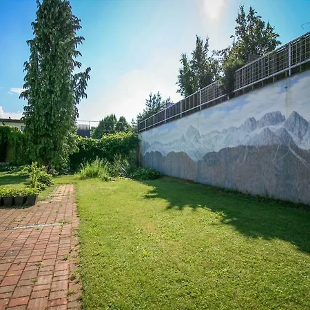 Appartement Vila Justin I. With Pool *
