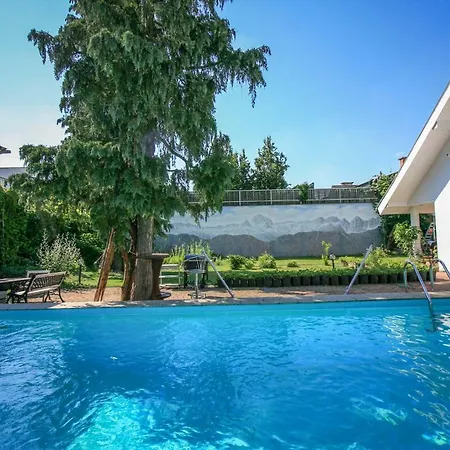 Vila Justin I. With Pool